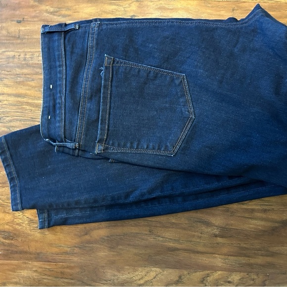 Ann Taylor Loft Curvy Skinny Dark Denim Women’s  size 12 - Picture 11 of 13